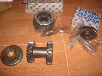 Vendo varios piñones de caja cambios b4 sman