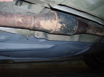 Linea de escape clio cup 2005.