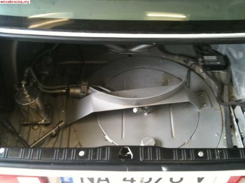 Vendo deposito gasolina rueda repuesto e30 bmw