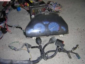 Vendo instalacion del coche saxo 16v 150 euros