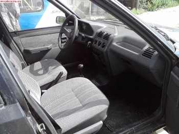 Vendo carrocería 205 gt 100€