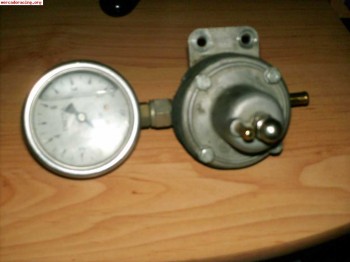 Regulador de presion de gasolina con manometro de presion
