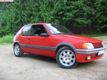 Vendo culata de peugeot 205 rallye