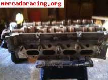 Se vende culata de clio 16v con arboles de levas 