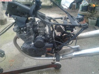 Vendo motor de moto yamaha pa hacer car o bugi o algo asi