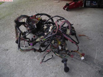 Instalación interior de saxo 16v fase 1 (80€)