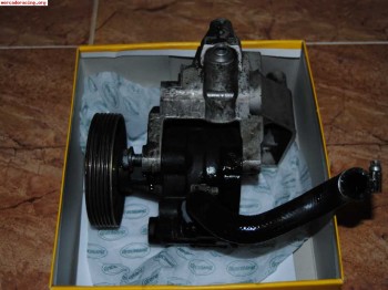 Bomba de direccion de clio 16v o 19 16v