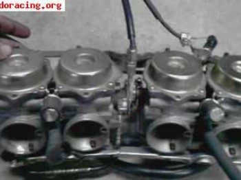 Vendo carburador de cbr 1000 del año 94