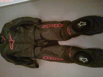 Mono y botas alpinestar