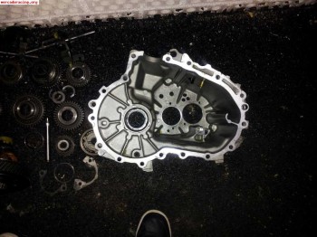 Se vende caja de cambio ma con grupo 14/60