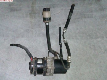 Bomba de direccion saxo/106