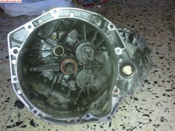 Caja de cambio renault laguna 1.9 dci