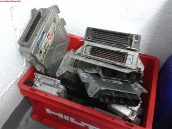 Abandono de competición.venta de restos citroen/peugeot