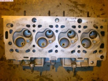 Se vende culata 205rallye