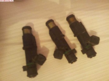 Vendo 3 inyectores de 206 gti validos para saxo 16v. (mas ca