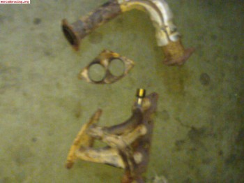 Colectores de escape de megane coupe 2.0 16 150cv