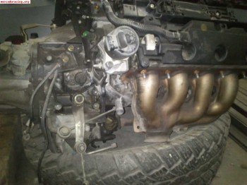 Se vende motor y caja 206gti. con 65000km. 
