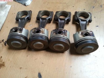 Vendo 4 pistones de ax gti/ 106 xsi en perfecto estado. 