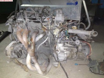 Se vende motor 1.6 8v   caja ma