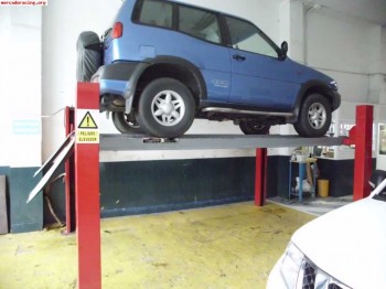 Vendo elevador 4 columnas cascos