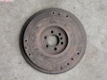 Se vende volante motor 205 rally