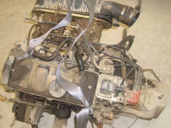 Se vende caja ma peugeot 205