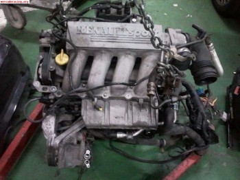 Vendo motor clio sport 182