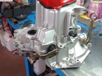 Caja ma5s con grupo......