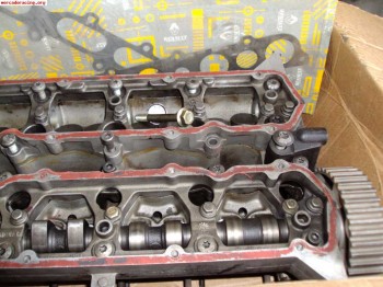 Vendo culata rebajada y funcionando de clio 16v