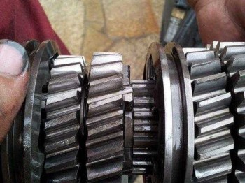 Se vende caja de cambios be4 sman a crabots 5v para motores 