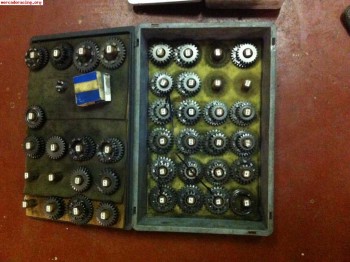 Piñones cambio hewland mk9