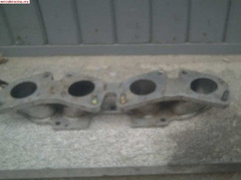 Colector y junta de carbus de 205 rally