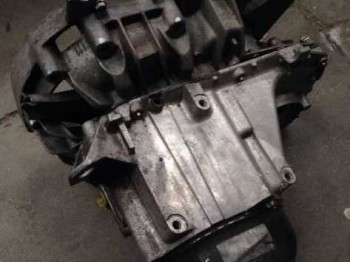 Jc5 autoblocante y grupo corto