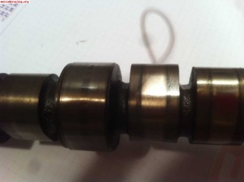 Se vende arbol de levas de 205 rallye