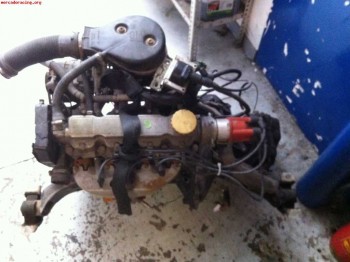 Se vende motor corsa