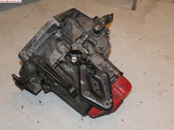 Se vende caja de cambios saxo 16 v