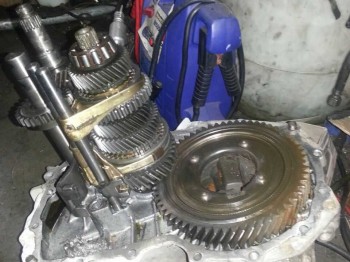 Se vende caja jc5 clio sport fase 2