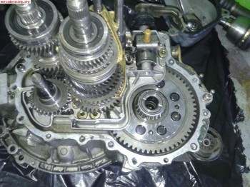 Se vende caja m.a con autoblocante