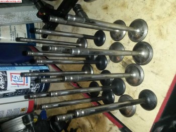 Vendo juego valvulas titanio