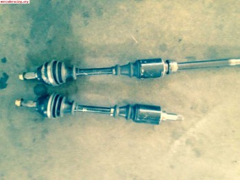 Se venden palieres originales de 205 rallye 