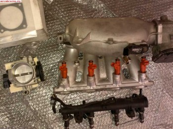 Vendo colector de aluminio completo c2 vts  mariposa clio sp