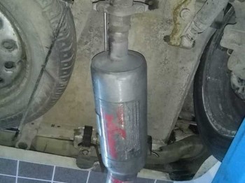 Se vende cola escape rc racing 