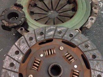 Embrague seminuevo saxo 16v fase1