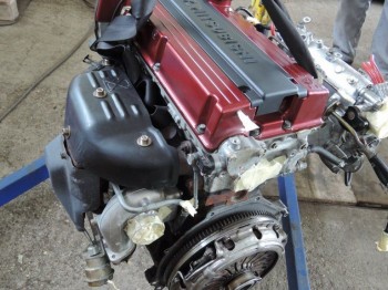 Motor mitsubishi evo 8