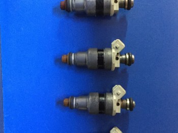 Vendo inyectores grises para cosworth 