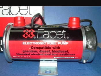 Se vende bomba gasolina facet