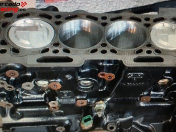 Se vende bajo motor t.u completo