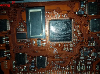 Vendo centralita con zocalo para clio sport