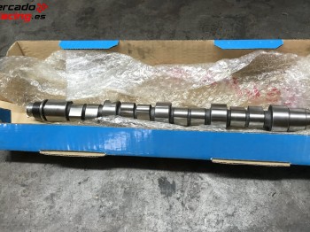 Se vende material de competición motor 205 rally 