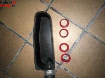 Se vende tapa de carburadores 205 rallye